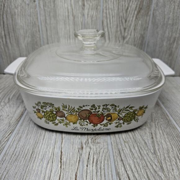Vintage Corning Ware La Marjolaine A-2-B 2L Casserole Dish w/Lid Vegetable Patte - Picture 1 of 11
